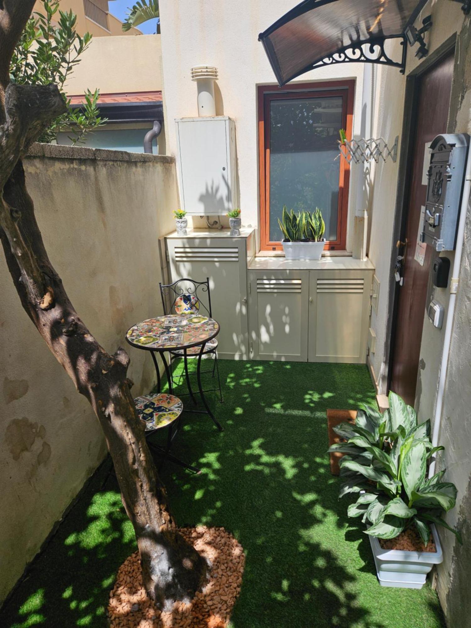 Guru House B&B Apartments Milazzo Exterior photo